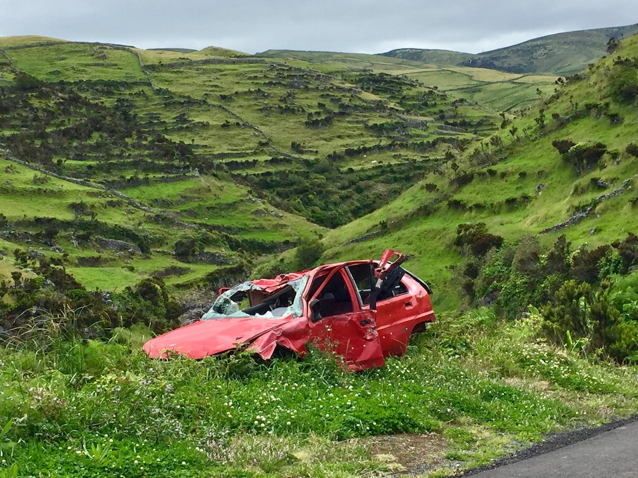 The Hidden Impact of Car Accidents: Why Back Pain Shouldn’t Be Ignored